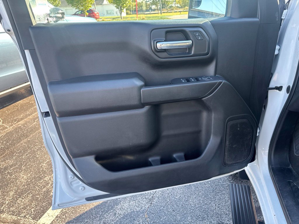 Used 2020 Chevrolet Silverado 1500 Custom Trail Boss w/ Custom Convenience Package AWD/4WD image 13