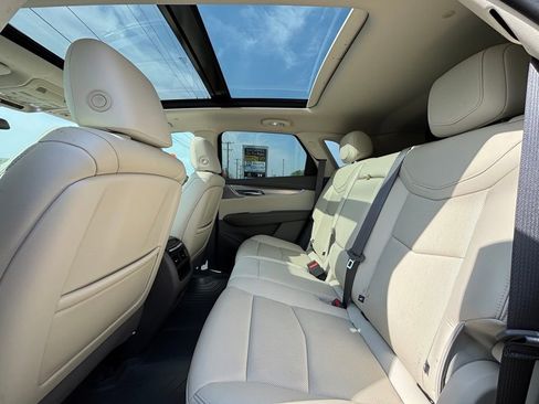 Used 2020 Cadillac XT5 Premium Luxury image 17