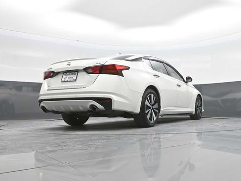 Used 2021 Nissan Altima 2.5 SL FWD image 42