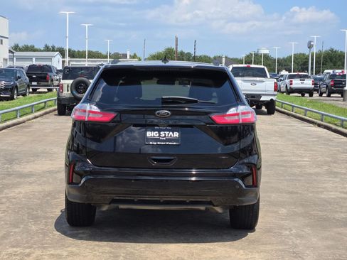 Used 2024 Ford Edge SE w/ Black Appearance Package AWD/4WD image 6