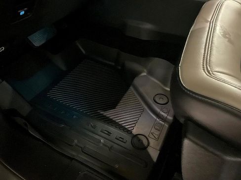 Used 2024 Ford Bronco Wildtrak image 17