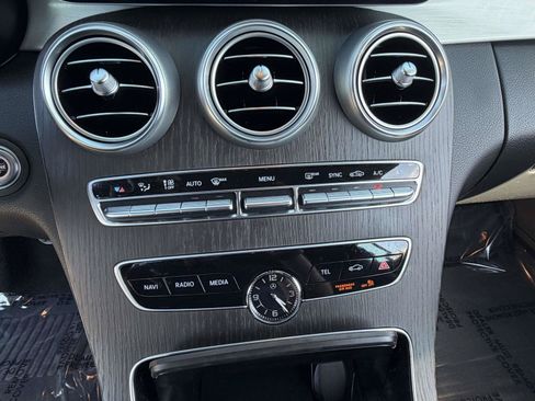 Used 2022 Mercedes-Benz C 300 Cabriolet w/ AMG Line image 10