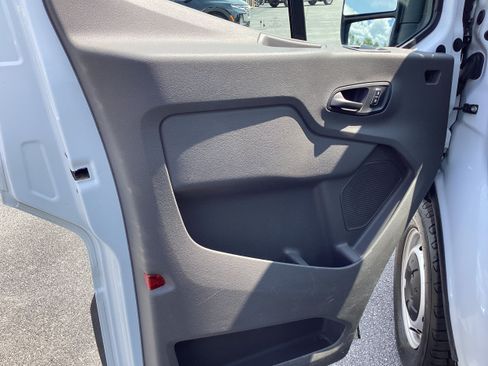 Used 2024 Ford Transit 250 148 Medium Roof w/ Load Area Protection Package RWD image 15