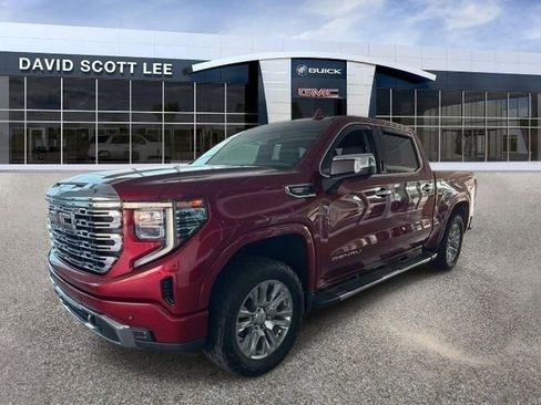 Used 2023 GMC Sierra 1500 Denali w/ Technology Package AWD/4WD image 10