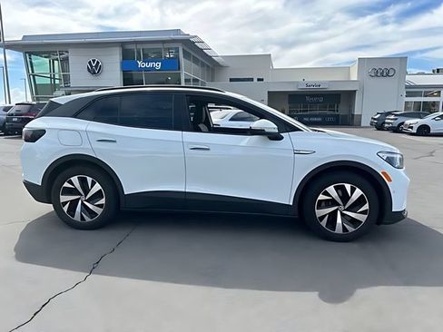 Used 2023 Volkswagen ID.4 Pro RWD image 2