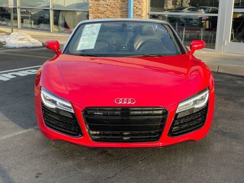 Used 2014 Audi R8 V10 w/ Full Leather Package image 12