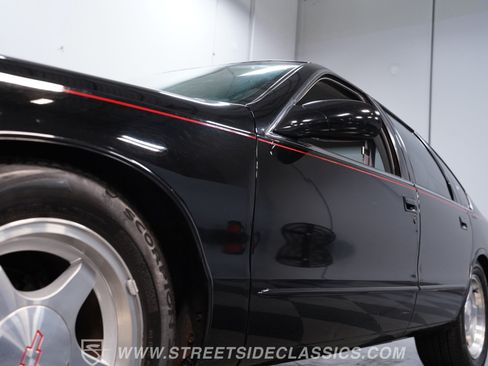 Used 1995 Chevrolet Impala SS RWD image 19