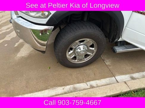 Used 2018 RAM 2500 Tradesman w/ Chrome Appearance Group AWD/4WD image 6