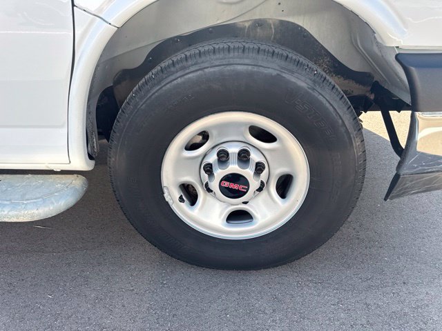 Used 2025 GMC Savana 2500 w/ Driver Convenience Package RWD image 18