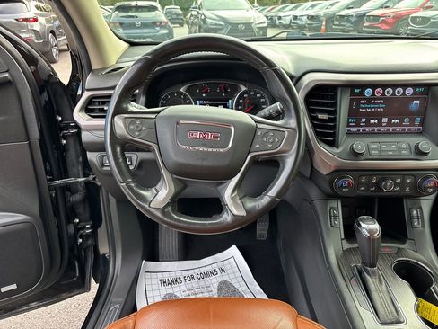 Used 2017 GMC Acadia SLT image 13