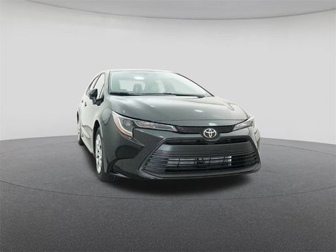 New 2026 Toyota Corolla LE image 30
