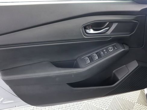 Used 2025 Honda Accord Sport image 26