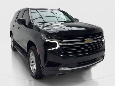 Used 2024 Chevrolet Tahoe LT RWD image 2