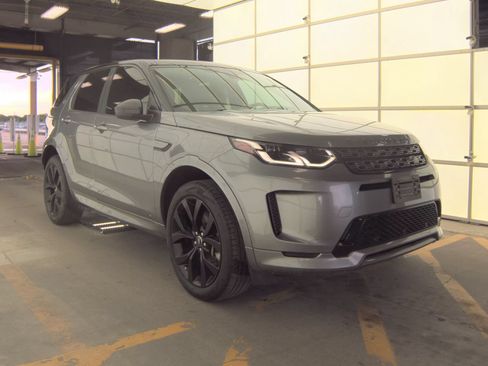 Used 2020 Land Rover Discovery Sport SE R-Dynamic AWD/4WD image 2