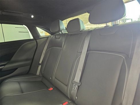 Used 2024 Lucid Air Touring image 21