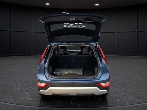 Certified 2024 Kia Niro EX image 15