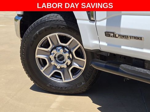 Used 2024 Ford F250 Lariat AWD/4WD image 33