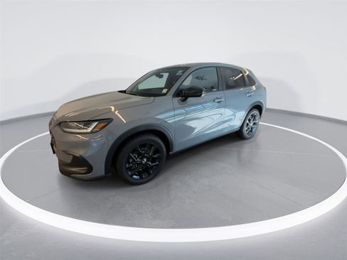 Used 2024 Honda HR-V Sport image 4