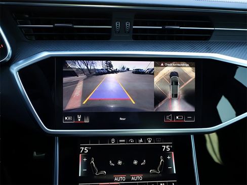 Used 2022 Audi RS 7 Sportback image 25