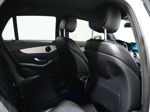 Used 2021 Mercedes-Benz GLC 300 4MATIC image 21