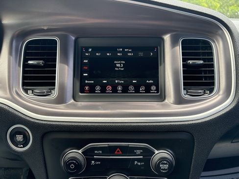 Used 2021 Dodge Charger SXT w/ Leather Interior Group image 23