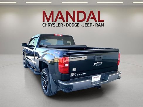 Used 2019 Chevrolet Silverado 1500 LT w/ LPO, Black Pack image 8