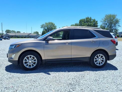 Used 2018 Chevrolet Equinox LT w/ Sun & Infotainment Package AWD/4WD image 11