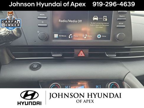 Certified 2025 Hyundai Elantra Sport image 29