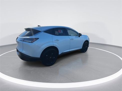 Certified 2025 Nissan Murano SV image 8