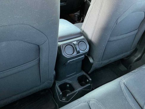 Used 2022 Jeep Wrangler Sport AWD/4WD image 27