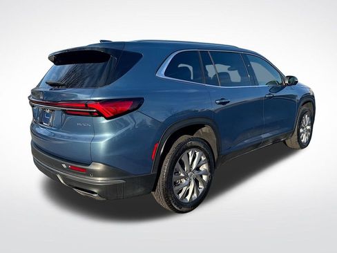 Used 2025 Buick Enclave Preferred image 7