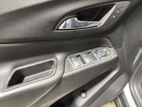 Used 2024 Chevrolet Equinox LT AWD/4WD image 20