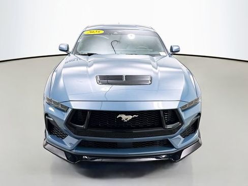 Used 2025 Ford Mustang GT Premium RWD image 2