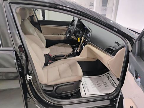 Used 2020 Hyundai Elantra SE w/ Cargo Package (C1) FWD image 28