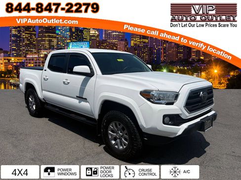 Used 2018 Toyota Tacoma SR5 AWD/4WD image 1
