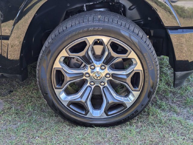 Used 2019 RAM 1500 Limited AWD/4WD image 12