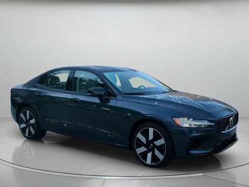 Used 2024 Volvo S60 T8 Ultimate AWD/4WD image 36