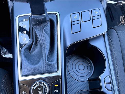 Used 2024 Kia Sportage LX image 33