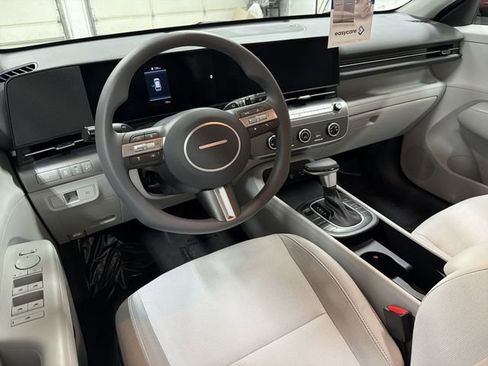 Used 2026 Hyundai Kona SE FWD image 17