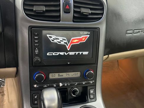 Used 2006 Chevrolet Corvette Convertible w/ Preferred Equipment Group RWD image 20