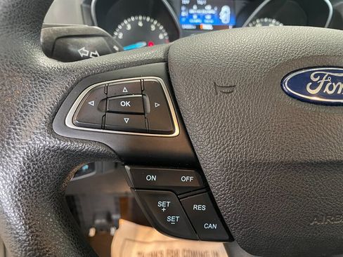 Used 2016 Ford Focus SE image 10
