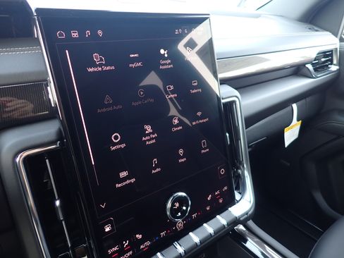 New 2026 GMC Yukon Elevation image 23