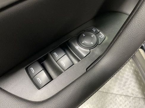 Used 2021 Chevrolet Blazer LT image 13