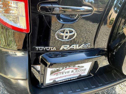 Used 2009 Toyota RAV4 Limited FWD image 23