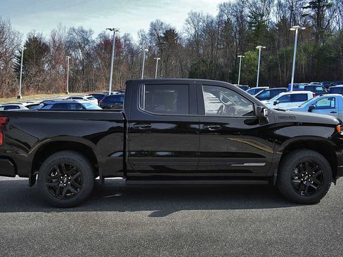 New 2026 Chevrolet Silverado 1500 High Country w/ Midnight Edition AWD/4WD image 6