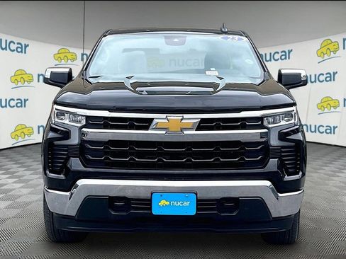 Used 2023 Chevrolet Silverado 1500 LT AWD/4WD image 2