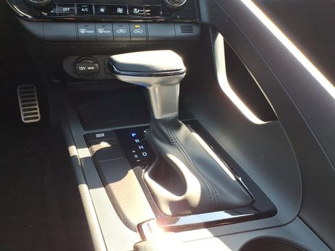 New 2025 Hyundai Elantra Sport FWD image 16