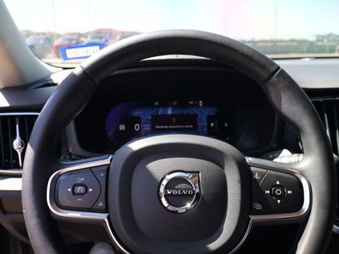 Used 2024 Volvo S60 B5 Core FWD image 14