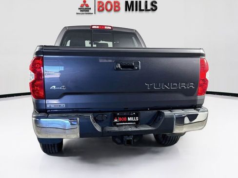 Used 2016 Toyota Tundra SR5 AWD/4WD image 6