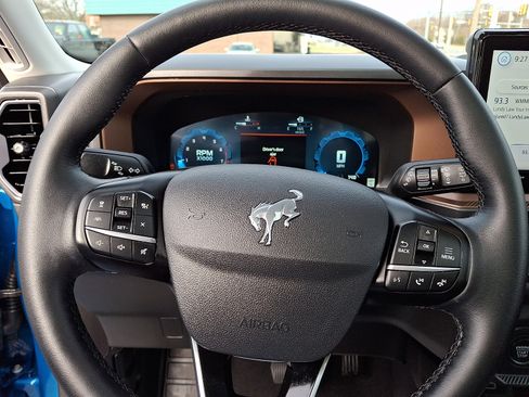 Used 2025 Ford Bronco Sport Outer Banks w/ Outer Banks Tech Package+ AWD/4WD image 22